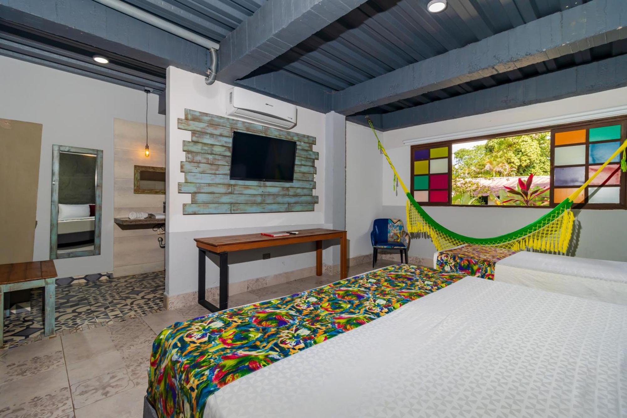 Nq Hotel Orinoquia Granja Campo Alegre ภายนอก รูปภาพ